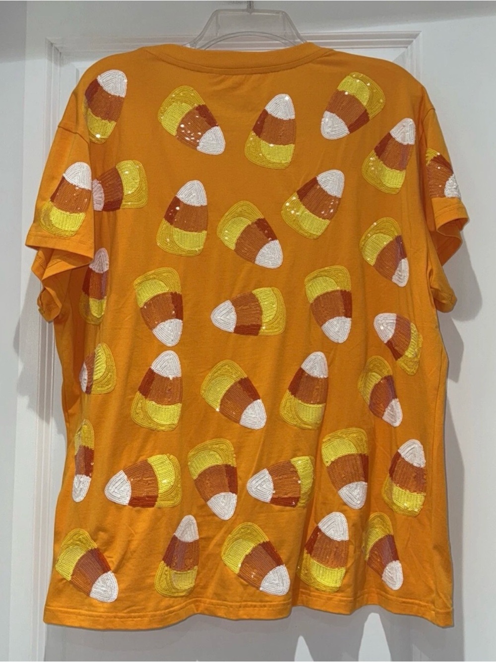 🎃Fabulous Queen Of Sparkles L (Oversized) Candy Corn Sequined Tee EUC - Picture 7 of 10